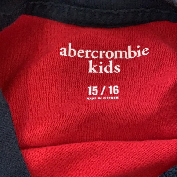 Abercrombie kids boys t-shirt size 15/16 - Picture 4 of 6